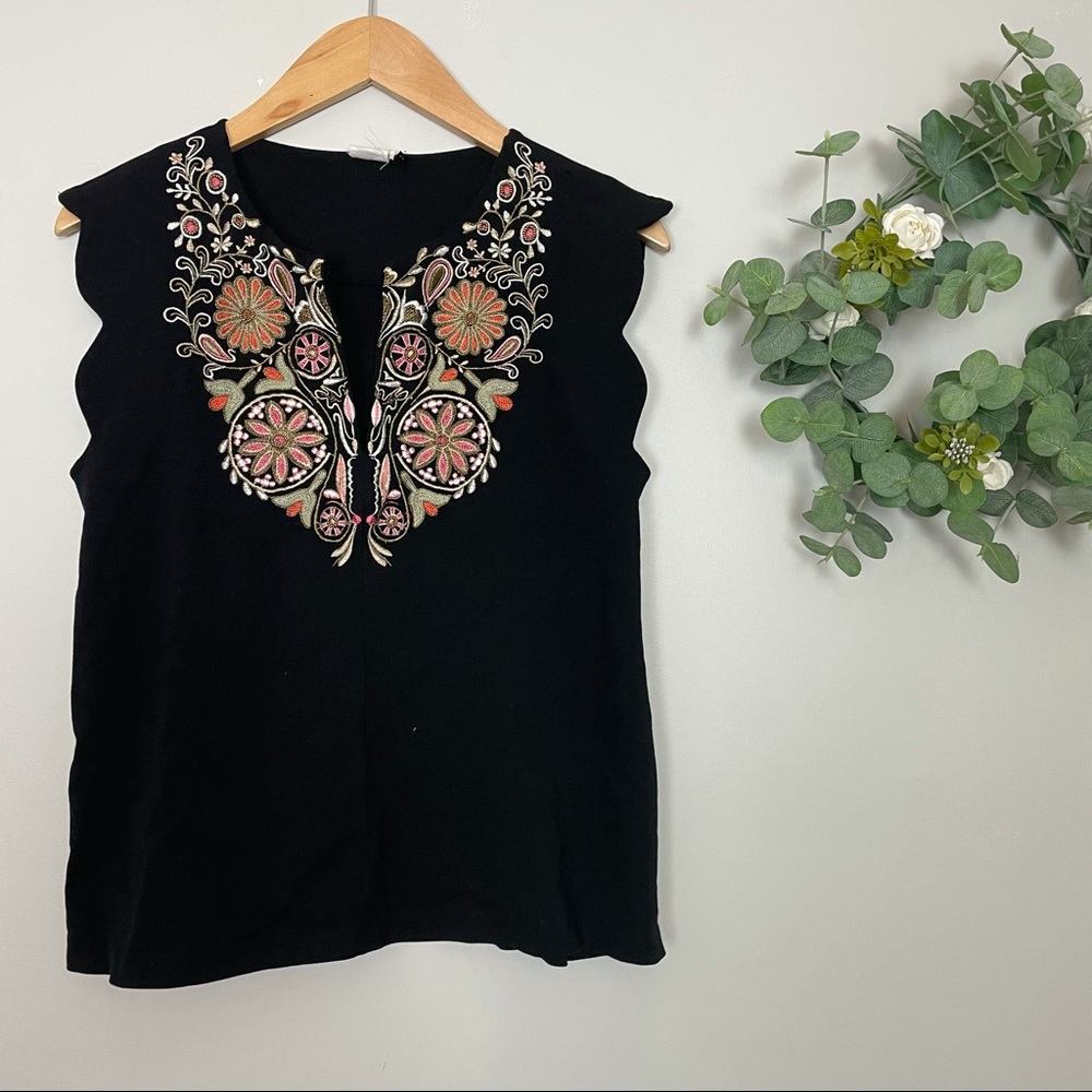 Anthropologie Akemi + Kin Embroidered Scalloped Top